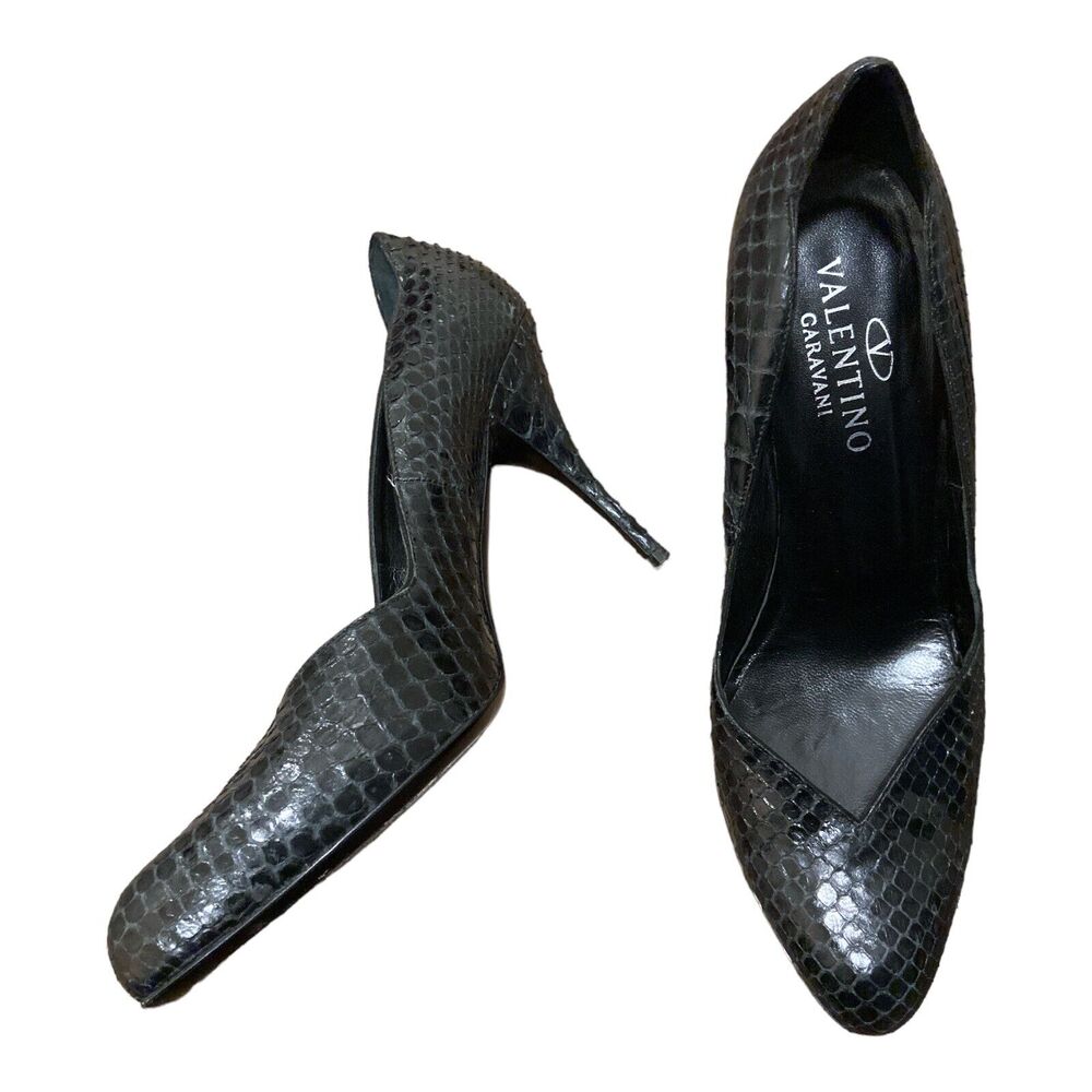 VALENTINO‎ Garavani ~ Eel Skin Black Heels Pumps 40 9.5